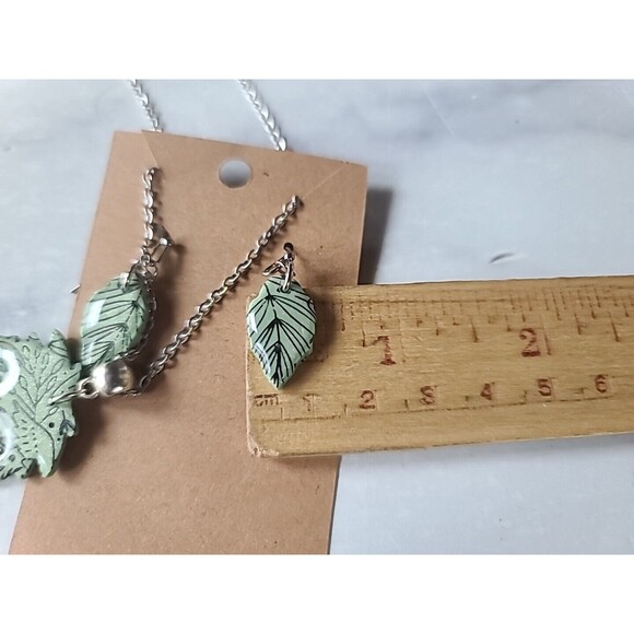 Multicolored Leaf Shaped Polymer Clay Jewelry Set, NEW - Picture 8 of 10